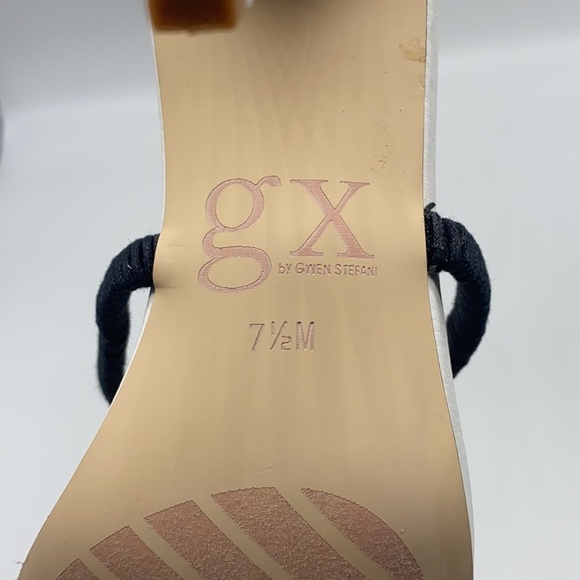 Gwen Stefani- GX Black & White Leather With String Accents Heels Size 7.5 - Picture 8 of 15